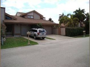 7574 Sierra Dr E, Boca Raton, FL 33433