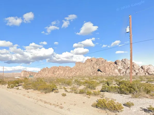 6910 Woodrow Rd, El Paso, TX 79938