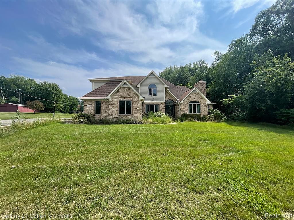 6166 Seven Mile Rd, South Lyon, MI 48178 Zillow