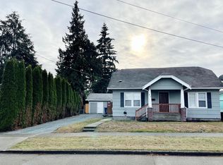 915 SW Thistle St, Seattle, WA 98106