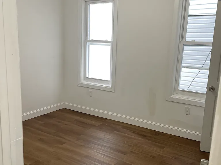 154 Johnson Ave #1 — Photo 3