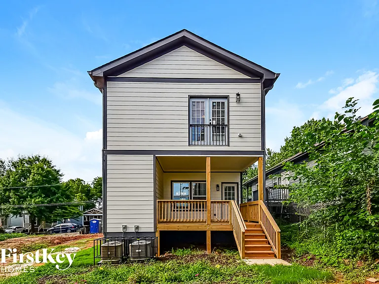 573 Middle St SW — Photo 15