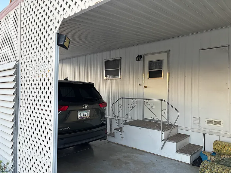 2050 W Dunlap Ave #L286 — Photo 3