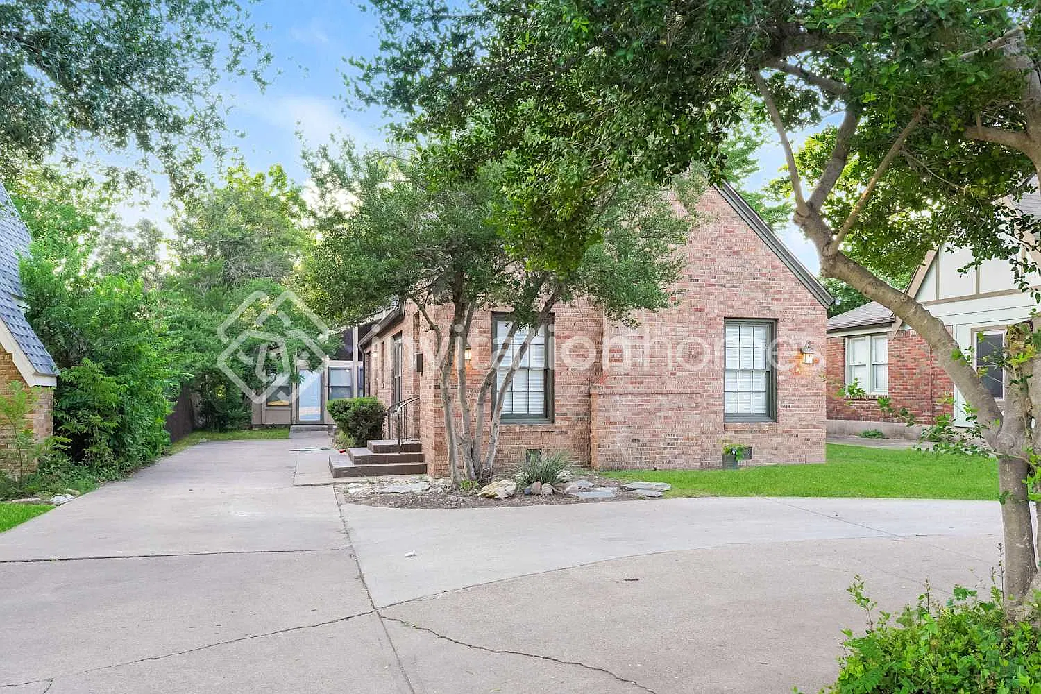 3309 Park Ridge Fort Worth, TX 76109 — Photo 1
