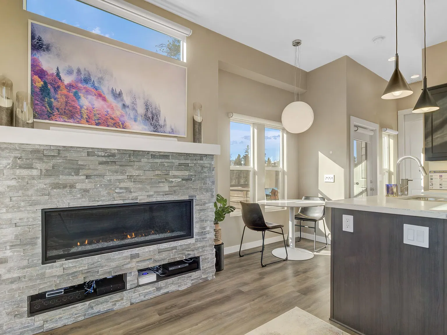 1 bed, 399 sqft, $2,300 — Photo 1