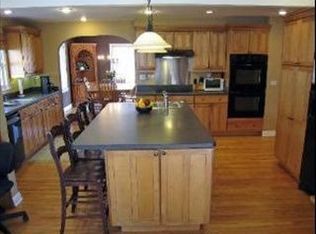 270 N Ridgeland Ave, Elmhurst, IL 60126