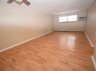 5050 Washington St APT 3, West Roxbury, MA 02132