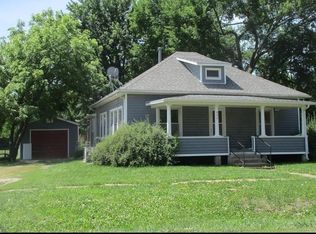 556 Hackberry St, Americus, KS 66835