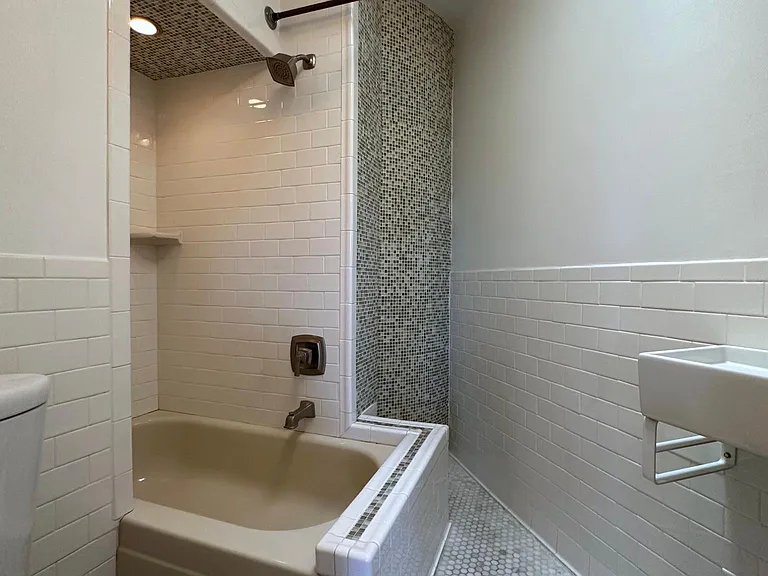 87 Liberty St #3 — Photo 5