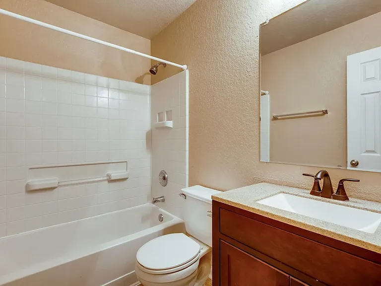 6427 Ithaca Fls — Photo 10