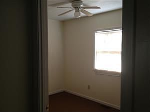 3rd image of 2222 Longley Ave
