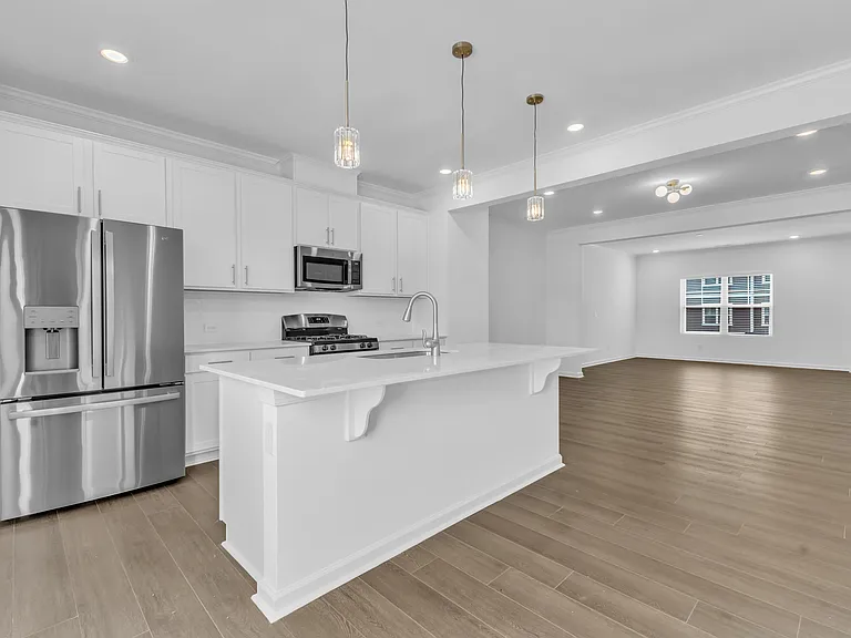 810 Basswood Glen Trl — Photo 10