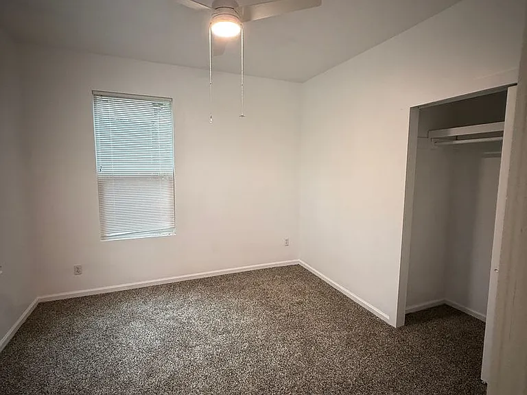 1144 Willis St — Photo 14