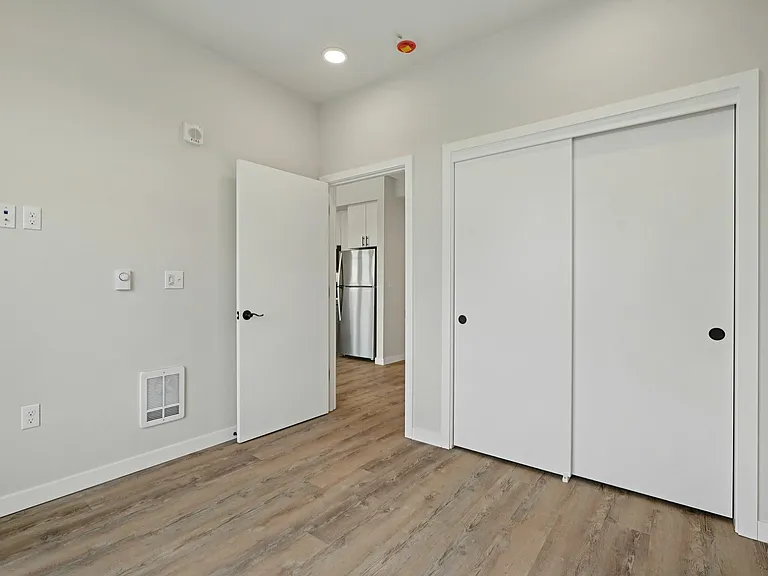 Cartwright Apartments — Photo 49