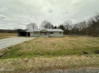 292 Walnut Hill Rd, Bells, TN 38006