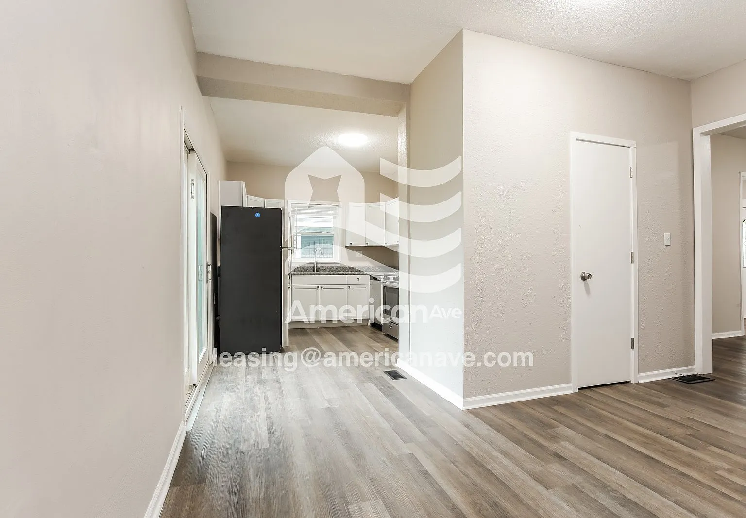 3 bed, 1.0 bath, 1428 sqft, $1,129 — Photo 4