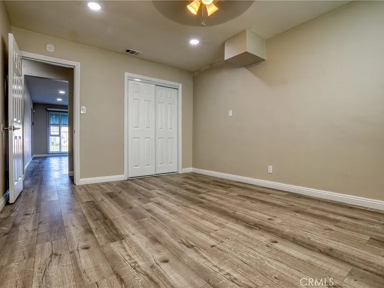 13903 S Zamora Ave — Photo 12