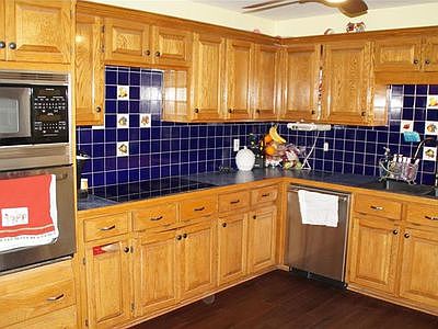 4th image of 24690 187th St