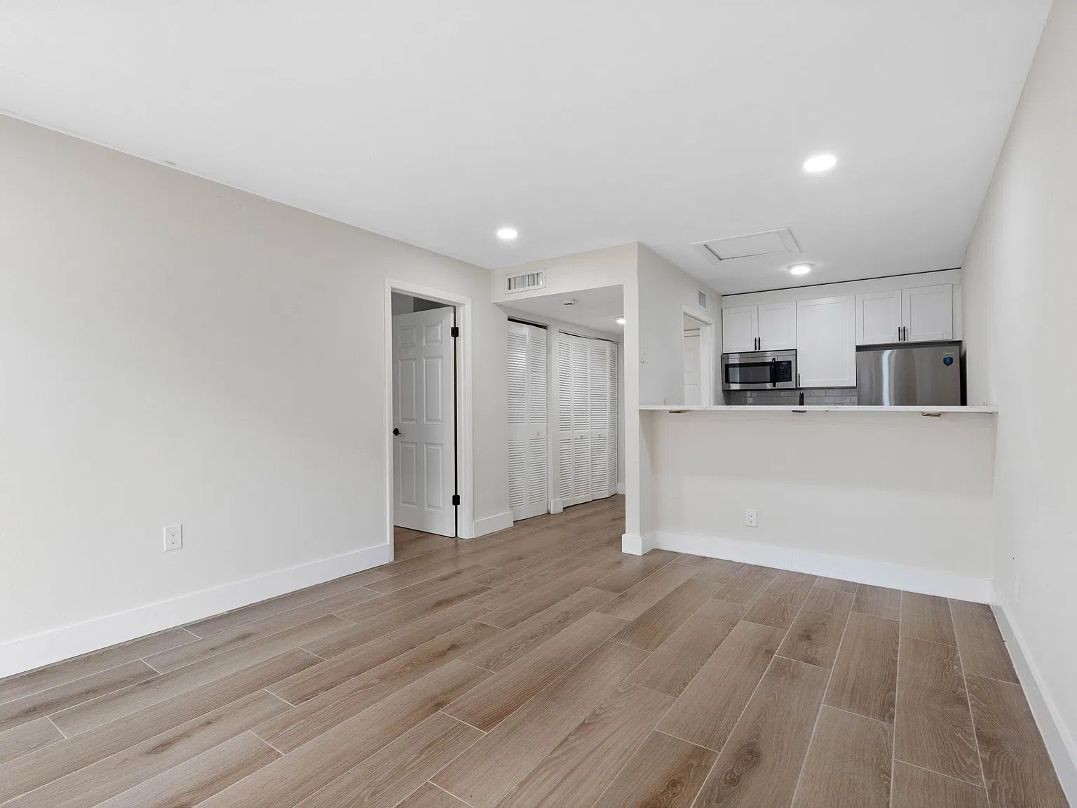 1 bed, 550 sqft, $1,275 — Photo 3