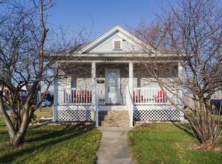 1803 Pulaski St, Peru, IL 61354