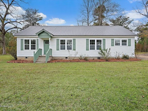 310 Carpenter St, Utica, MS 39175