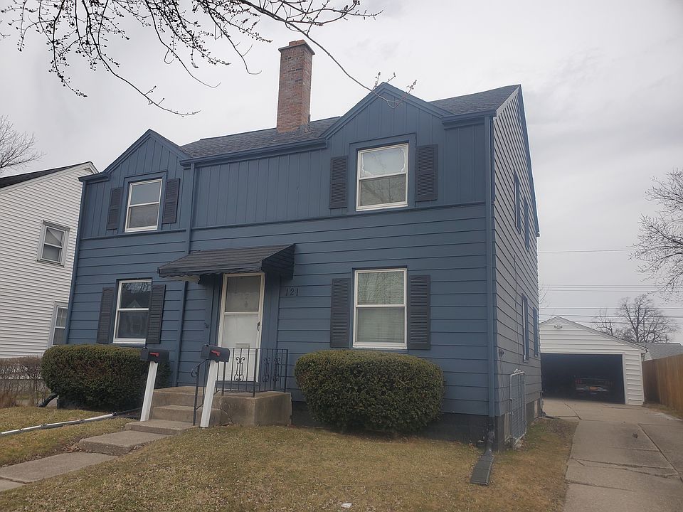 1st image of 121 Woodward Ave
