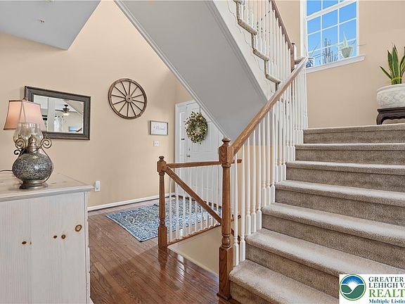 4th image of 5459 Spring Ridge Dr
