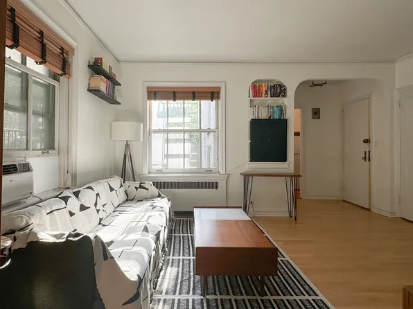 2 Grove Street image 1 of 13