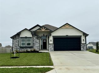 1529 N 156th Ter, Basehor, KS 66007