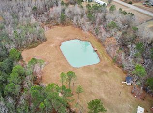 482 Maple Ridge Dr, Ray City, GA 31645