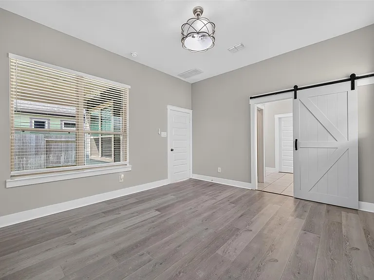 18410 Central Creek Dr — Photo 14