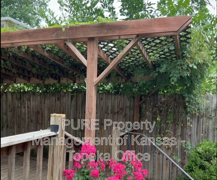 2219 SW Huntoon St — Photo 29