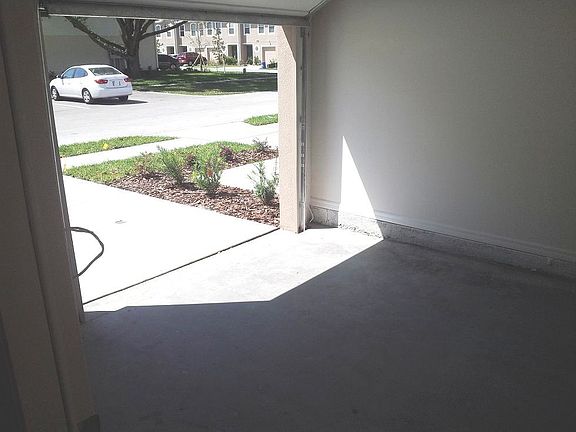 5th image of 4425 Ashburn Square Dr