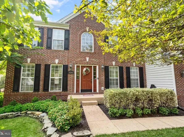 6764 Jefferson St, Haymarket, VA 20169