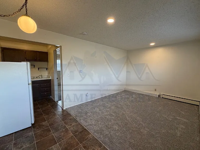 706 Downey St #30 — Photo 7