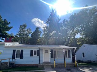 406 E 20th St #B, Bloomington, IN 47408