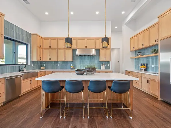 1794 Woodglen Dr, Folsom, CA 95630