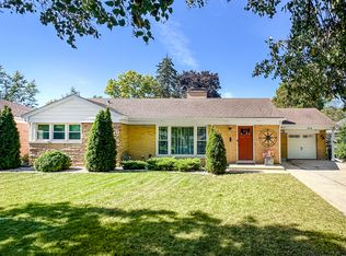 814 S Evergreen Ave, Arlington Heights, IL 60005