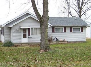 1208 N Court St, Sullivan, IN 47882