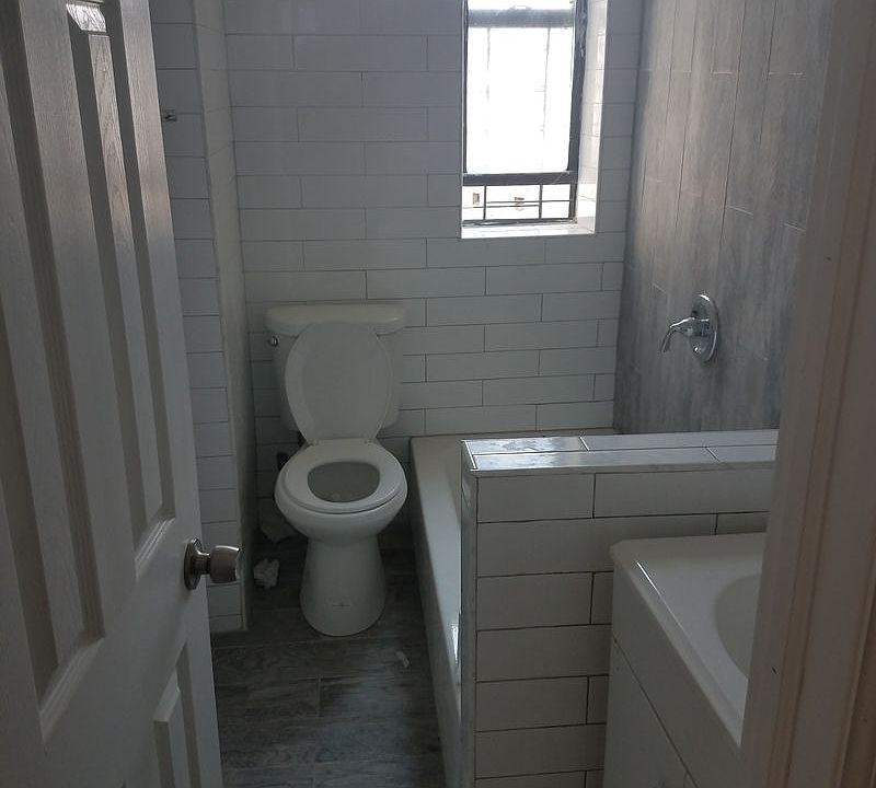 2nd image of 769 Bryant Ave APT 4D