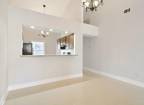 3rd image of 2113 Snowbird Dr