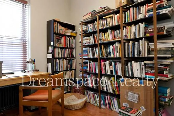 Rented by Dream Space Realty | media 38