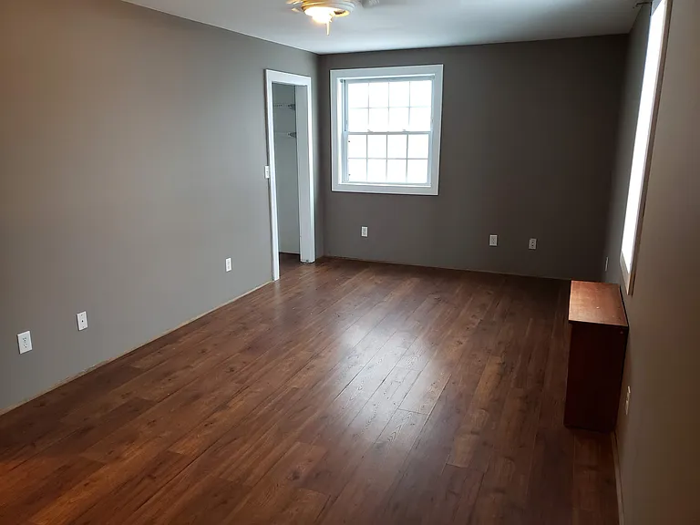 35 Jackson St #1 — Photo 8