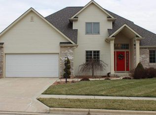 1903 N Pointe Dr, Warsaw, IN