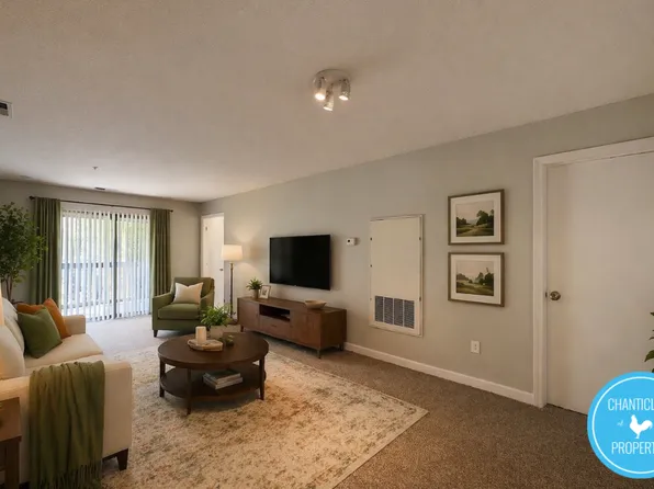 303 Smith Level Rd Floor 1, Chapel Hill, NC 27516