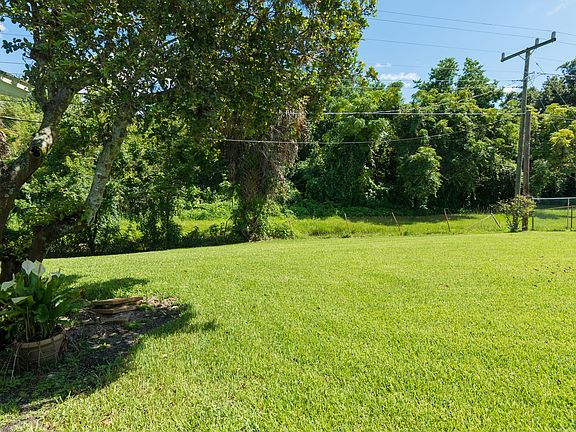 4th image of 2500 Tomoka Ave