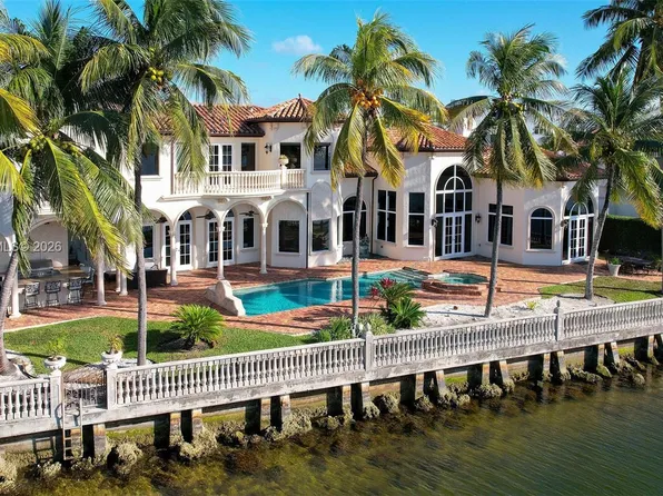 3283 NE 171st St, North Miami Beach, FL 33160