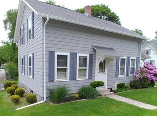 117 Farnum Pike, Smithfield, RI 02917
