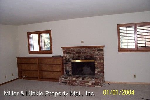 4th image of 916 Del Monte Pl