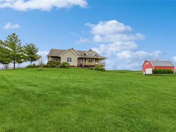 1368 Old Portland Rd, Van Meter, IA 50261
